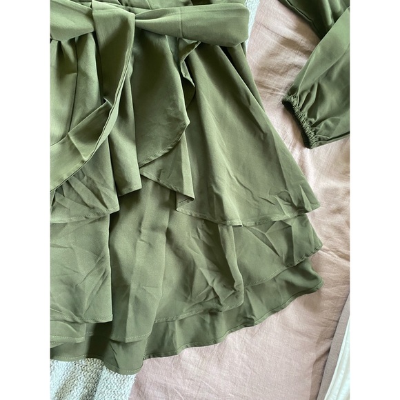 Cosonsen | Ruffle Mini Dress - Picture 8 of 10